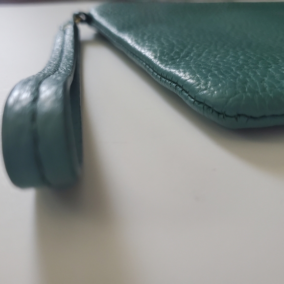 Fossil Teal Pebbled Leather Wristlet - Picture 7 of 15